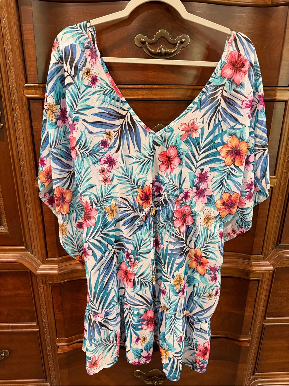 Swim Floral V-Neck Cover-Up sz large
